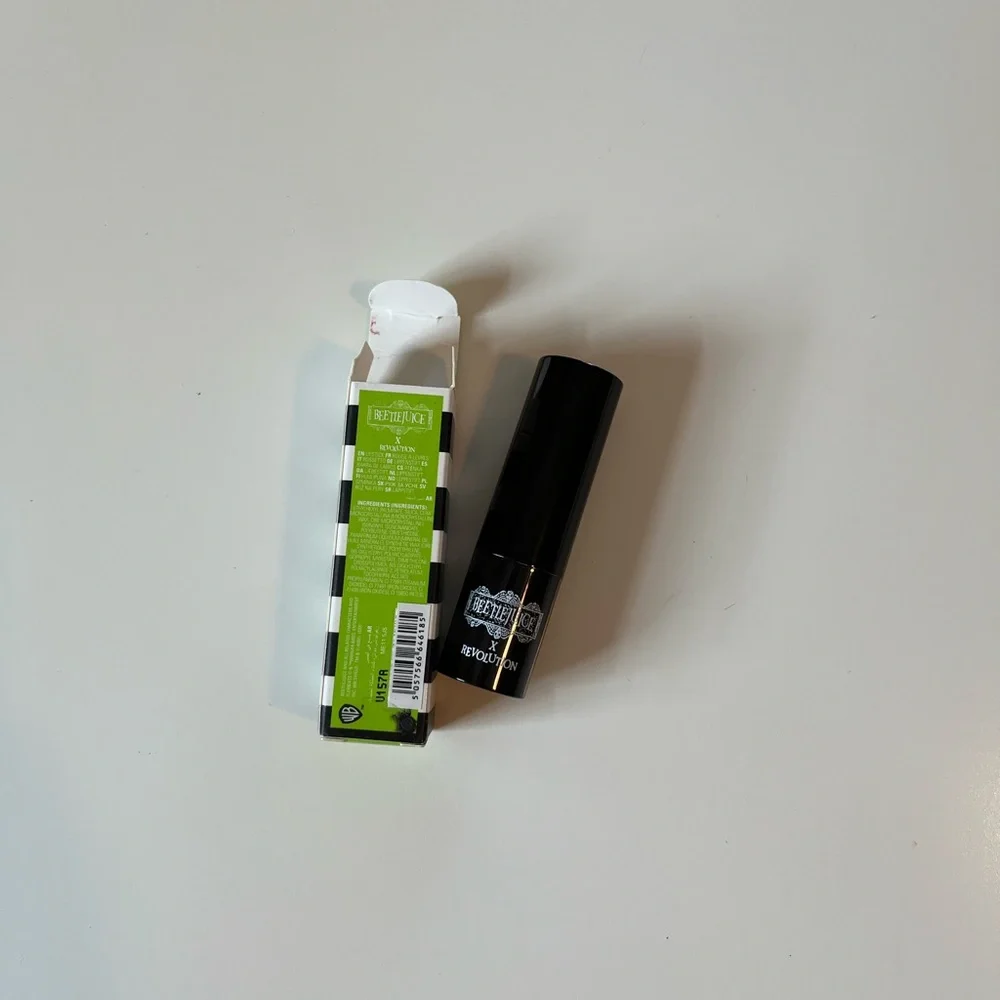 Makeup Rev Here Lies Beetlejuice My Whole Life One Dark Room Lydia Lipstick